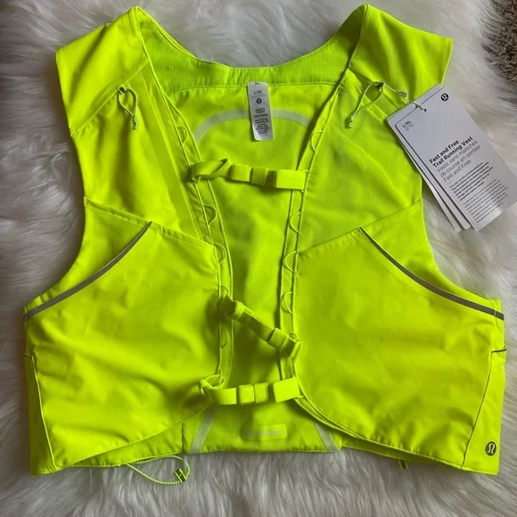 Lululemon Fast Free Trail Running Vest L/XL Highlight Yellow HIYE NWT